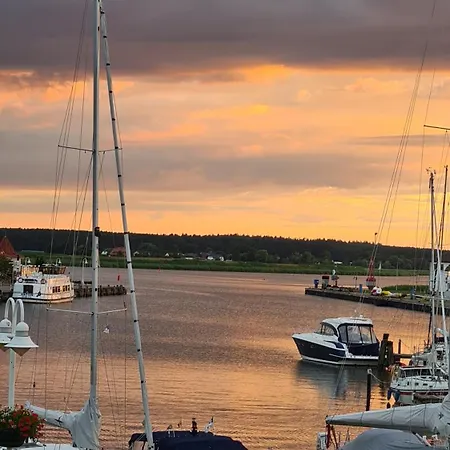 Hafenidyll 46 - Exklusiv Am Yachthafen Mit Zwei Bädern - Traumhafte Sonnenuntergänge Inklusive * Karlshagen